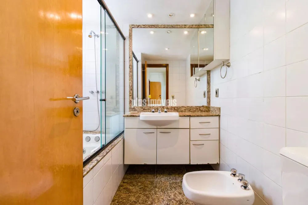 Apartamento, 4 quartos, 140 m² - Foto 2