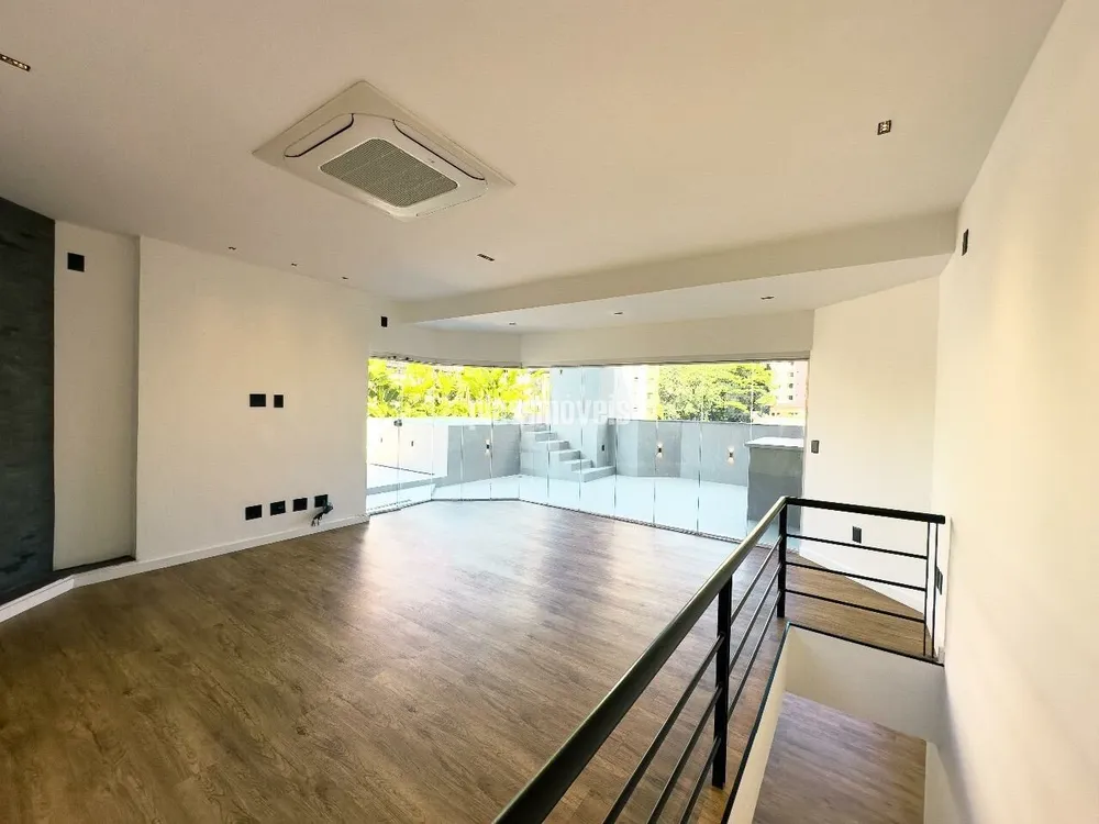 Apartamento, 3 quartos, 220 m² - Foto 1