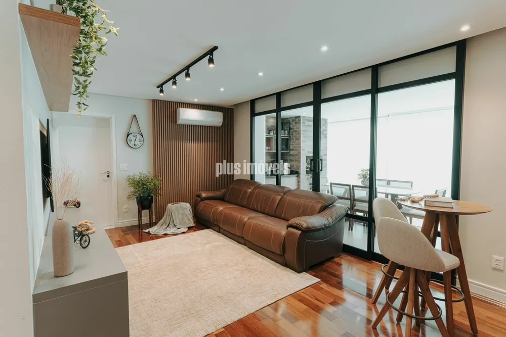 Apartamento, 3 quartos, 135 m² - Foto 2
