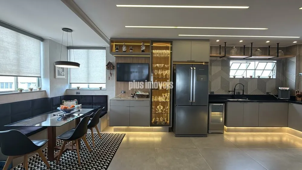 Apartamento, 3 quartos, 200 m² - Foto 1