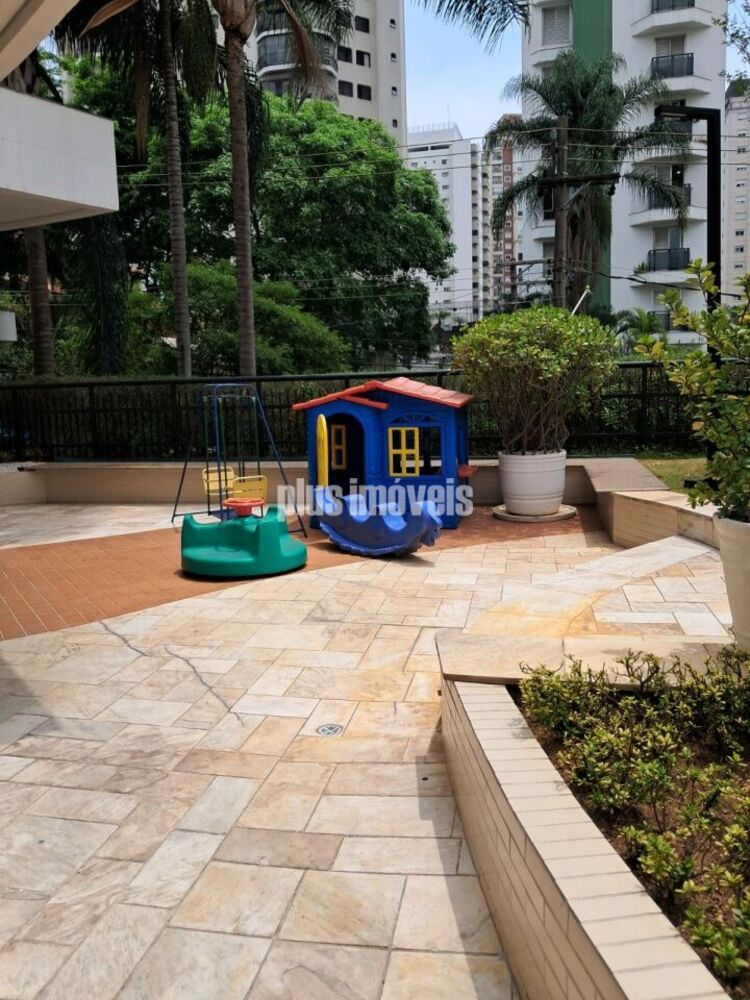 Apartamento à venda com 3 quartos, 173m² - Foto 11