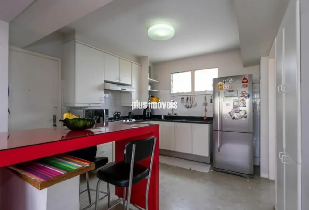 Apartamento, 3 quartos, 204 m² - Foto 1