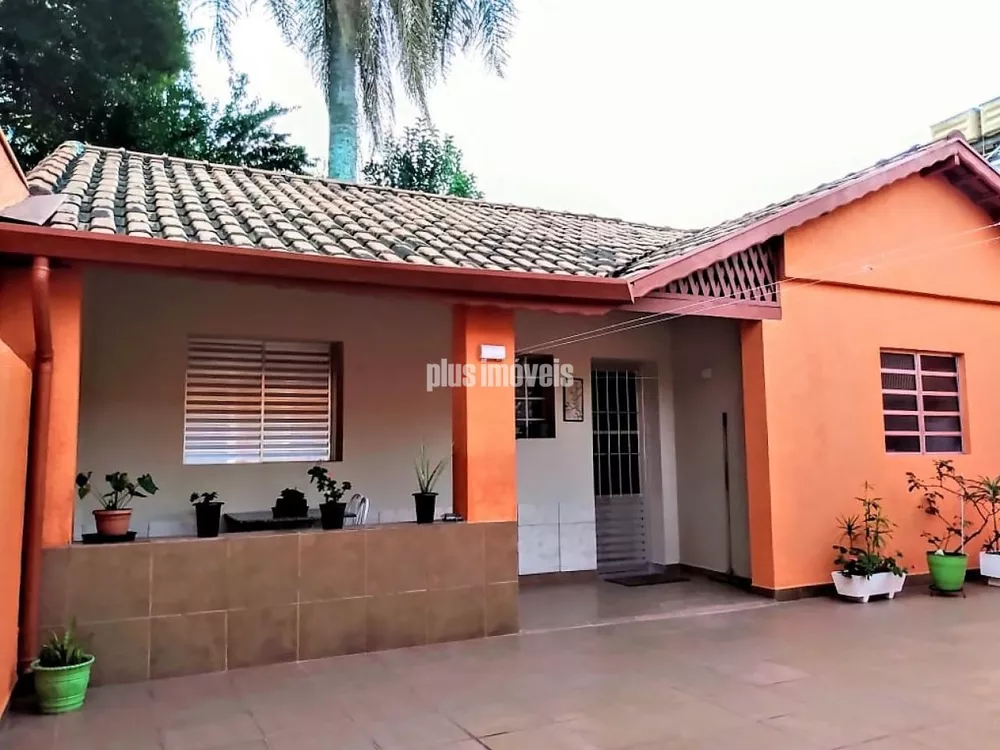 Casa à venda com 3 quartos, 200m² - Foto 4