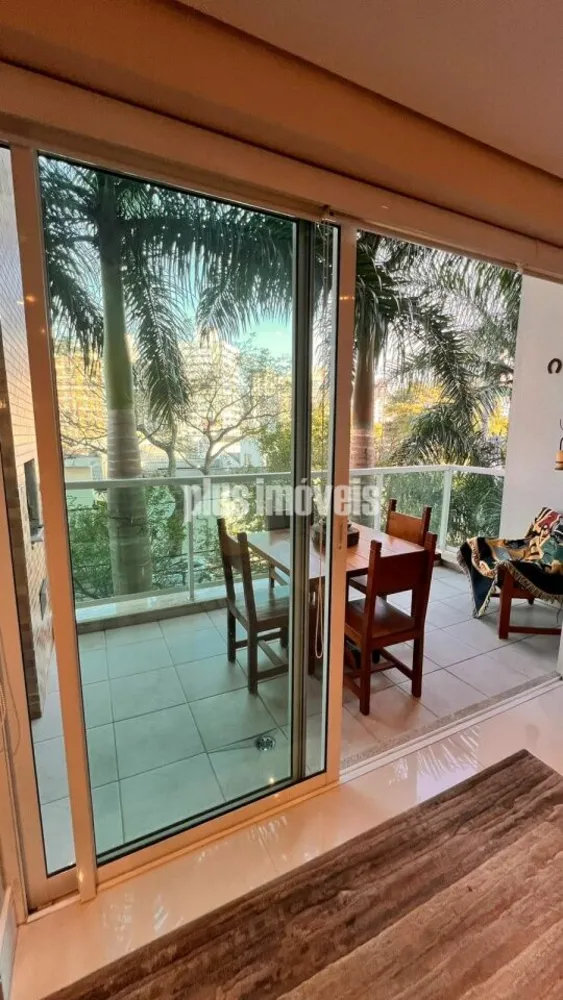 Apartamento, 3 quartos, 151 m² - Foto 2
