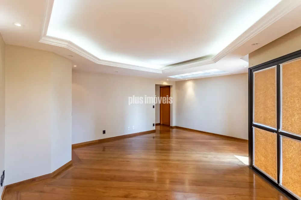 Apartamento à venda com 4 quartos, 140m² - Foto 1