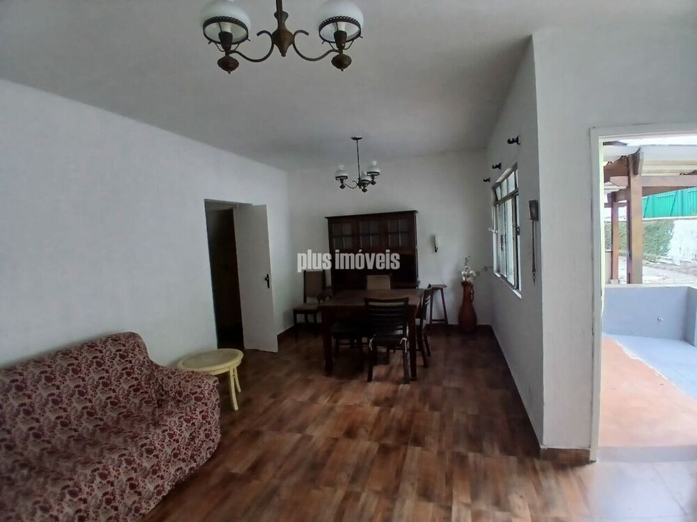 Casa de Vila à venda e aluguel com 4 quartos, 102m² - Foto 2