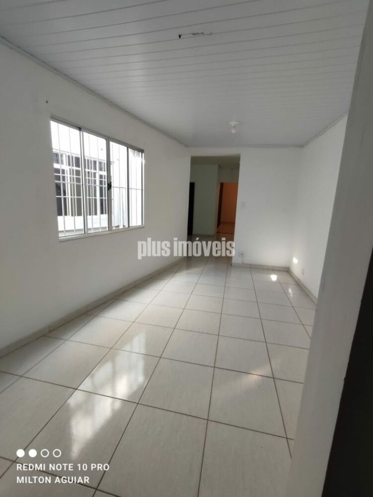 Casa à venda e aluguel com 1 quarto, 193m² - Foto 2