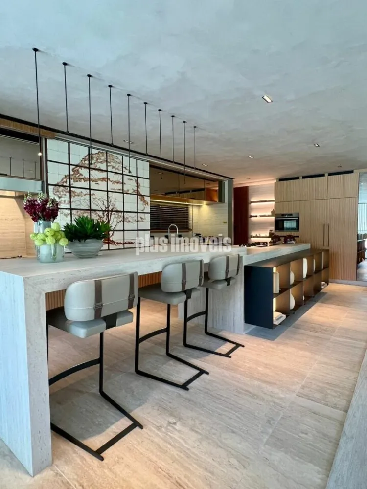 Apartamento, 4 quartos, 355 m² - Foto 1