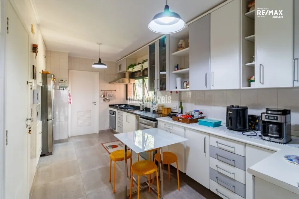 Apartamento, 3 quartos, 164 m² - Foto 1