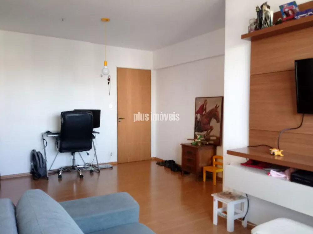 Apartamento à venda com 3 quartos, 80m² - Foto 2