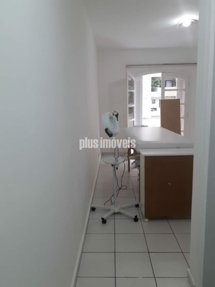 Casa à venda com 3 quartos, 213m² - Foto 10