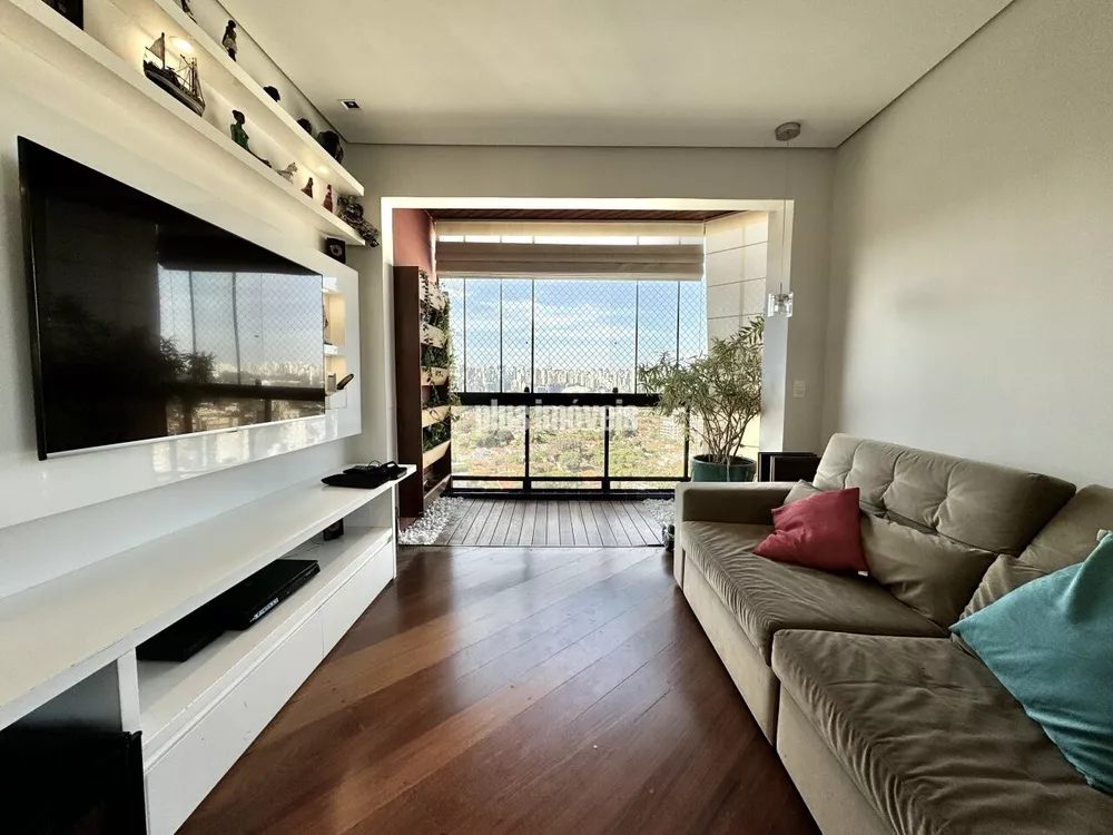 Apartamento à venda com 3 quartos, 165m² - Foto 2