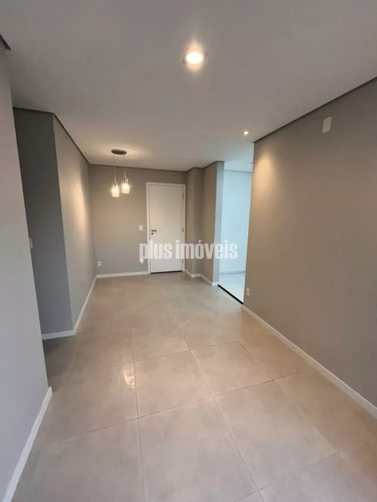 Apartamento à venda com 2 quartos, 45m² - Foto 1