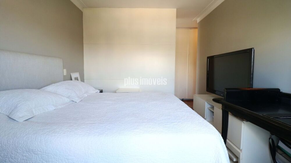 Apartamento à venda com 3 quartos, 177m² - Foto 7