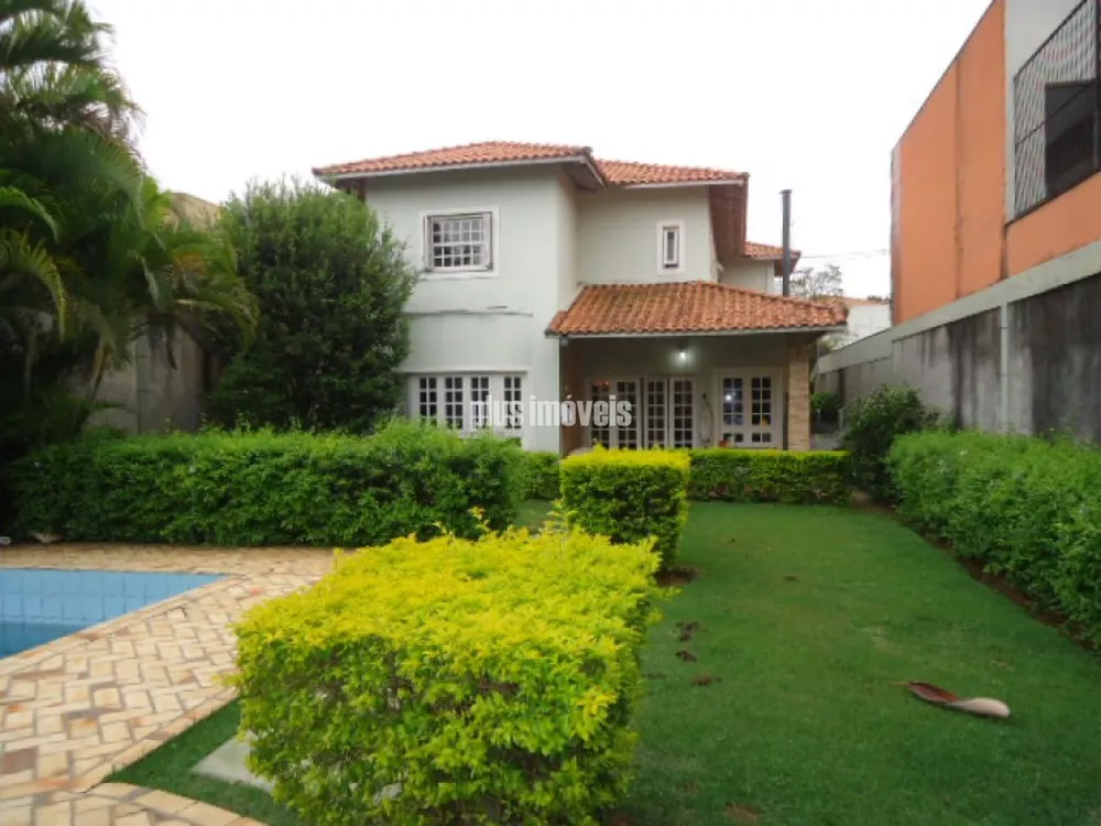 Casa à venda com 3 quartos, 250m² - Foto 2