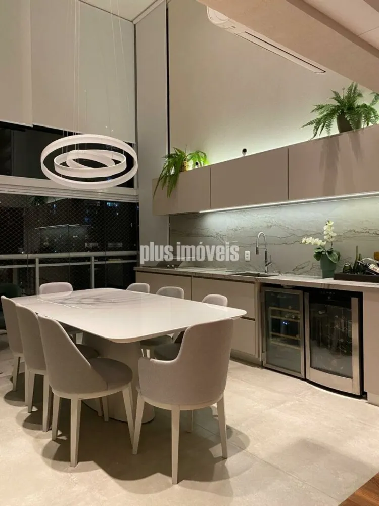 Apartamento, 3 quartos, 138 m² - Foto 1