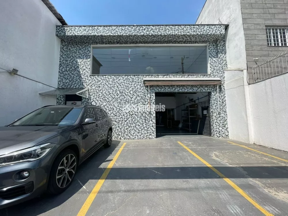 Depósito-Galpão-Armazém à venda, 232m² - Foto 1