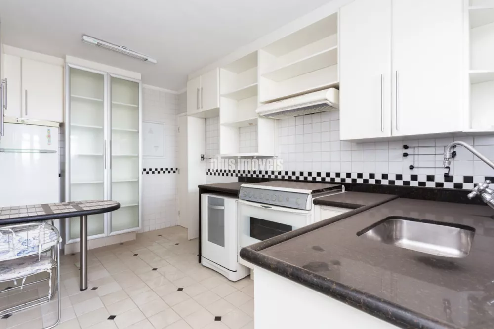 Apartamento à venda com 3 quartos, 249m² - Foto 4