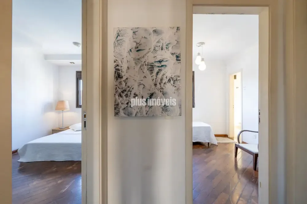 Apartamento, 3 quartos, 221 m² - Foto 1