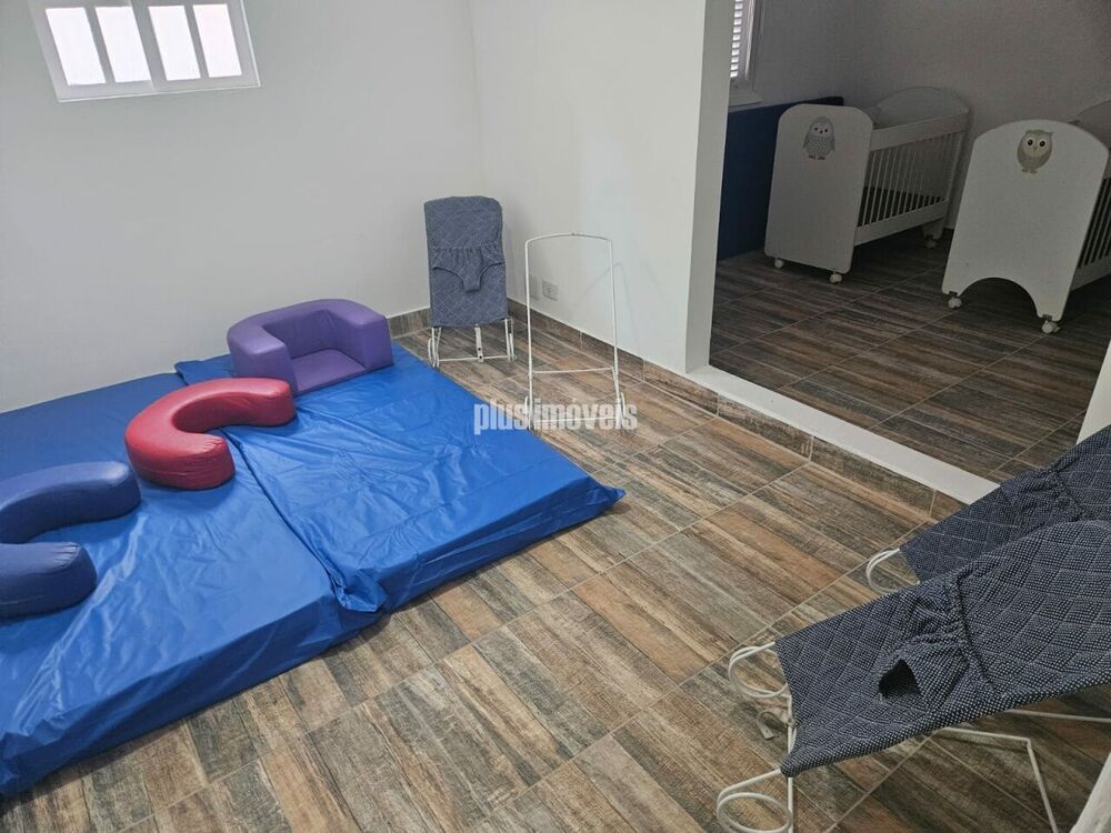Casa, 6 quartos, 219 m² - Foto 3