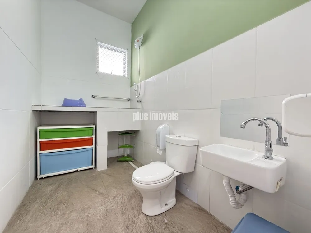 Casa, 6 quartos, 219 m² - Foto 23
