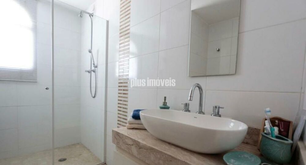Apartamento à venda com 3 quartos, 212m² - Foto 10