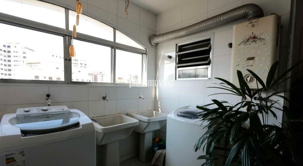 Apartamento à venda com 3 quartos, 212m² - Foto 15