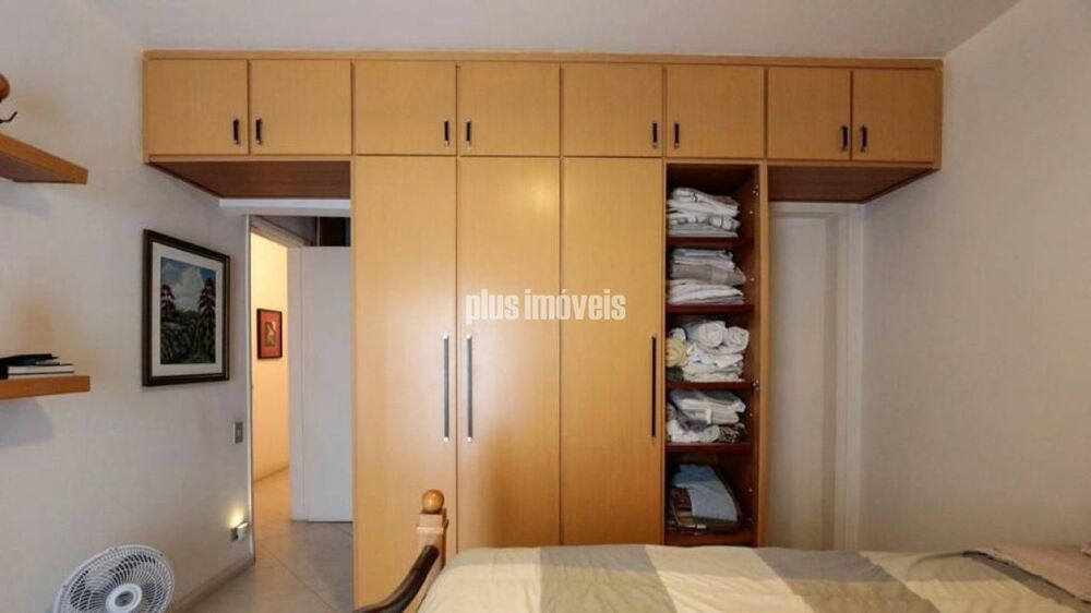 Apartamento à venda com 3 quartos, 212m² - Foto 9