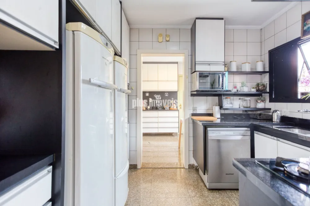 Apartamento, 4 quartos, 236 m² - Foto 1