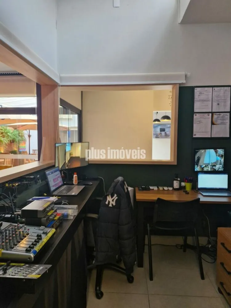 Casa, 5 quartos, 290 m² - Foto 9