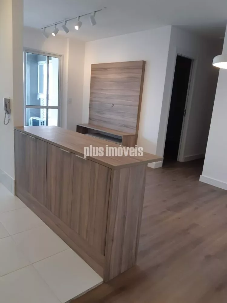 Apartamento à venda com 2 quartos, 68m² - Foto 2