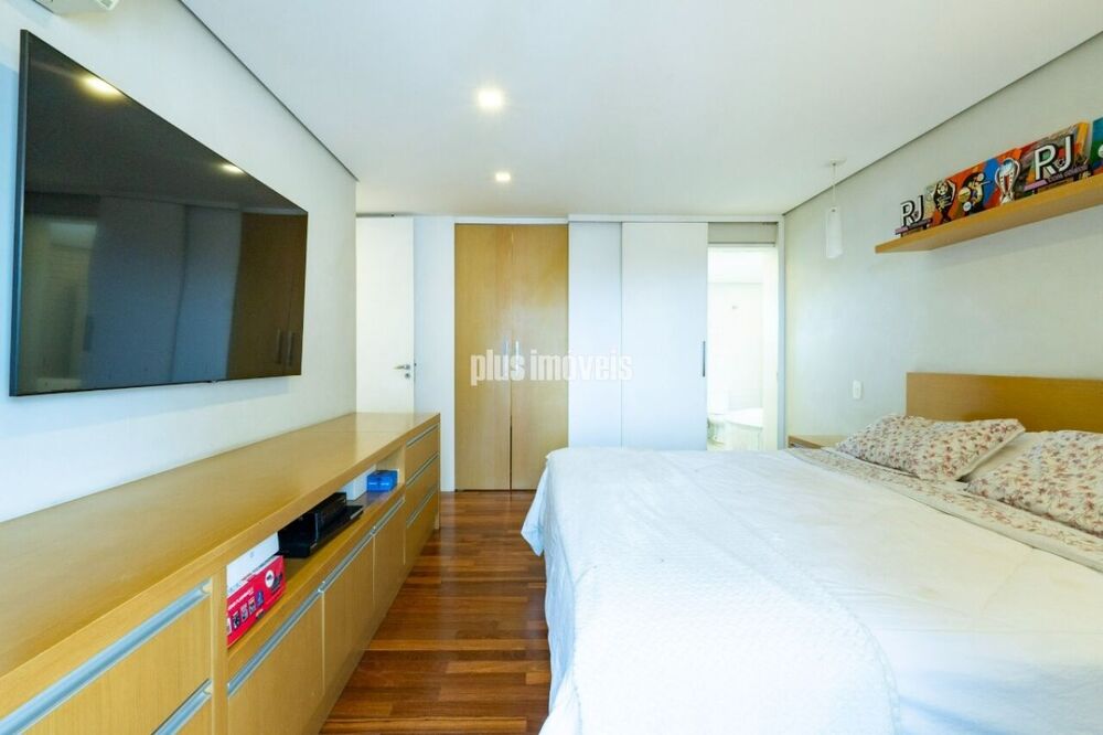 Apartamento à venda com 4 quartos, 220m² - Foto 20