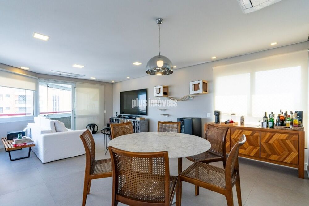 Apartamento à venda com 4 quartos, 220m² - Foto 8