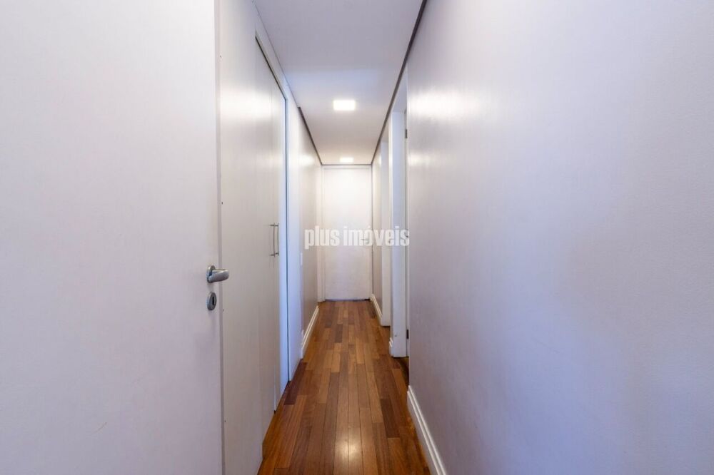 Apartamento à venda com 4 quartos, 220m² - Foto 14