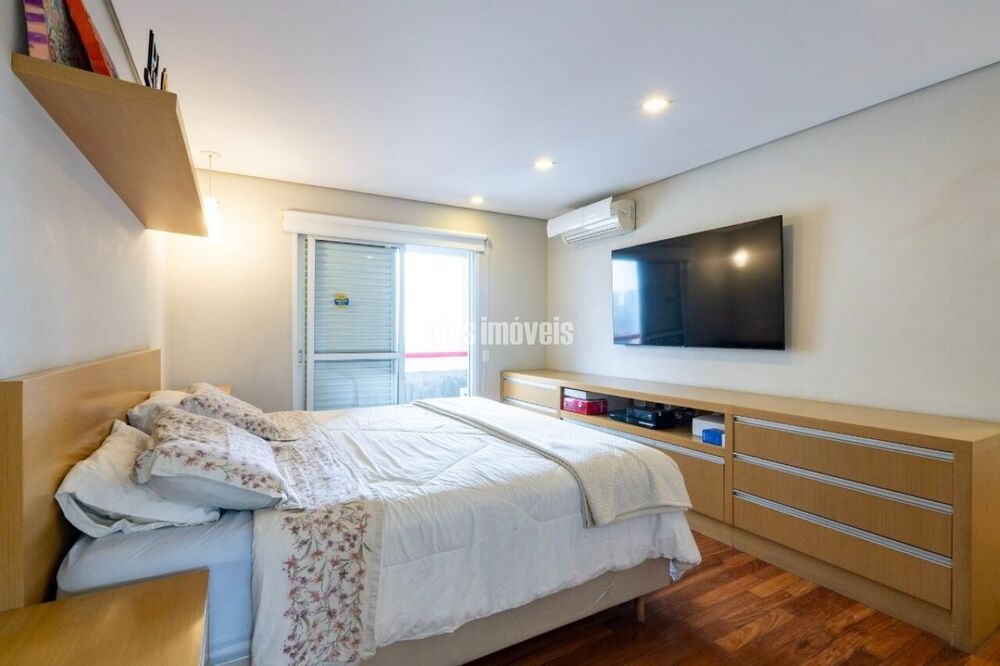 Apartamento à venda com 4 quartos, 220m² - Foto 19