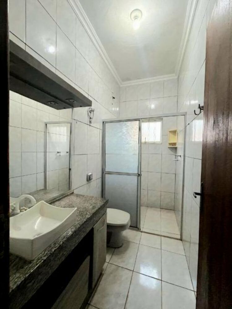 Casa à venda com 3 quartos, 400m² - Foto 4