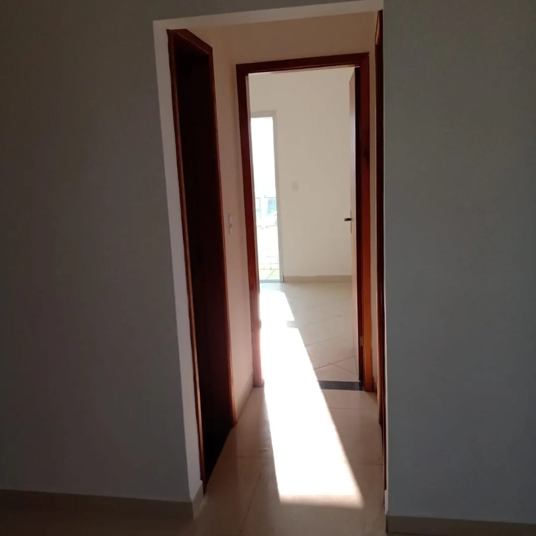 Apartamento à venda com 2 quartos, 84m² - Foto 3