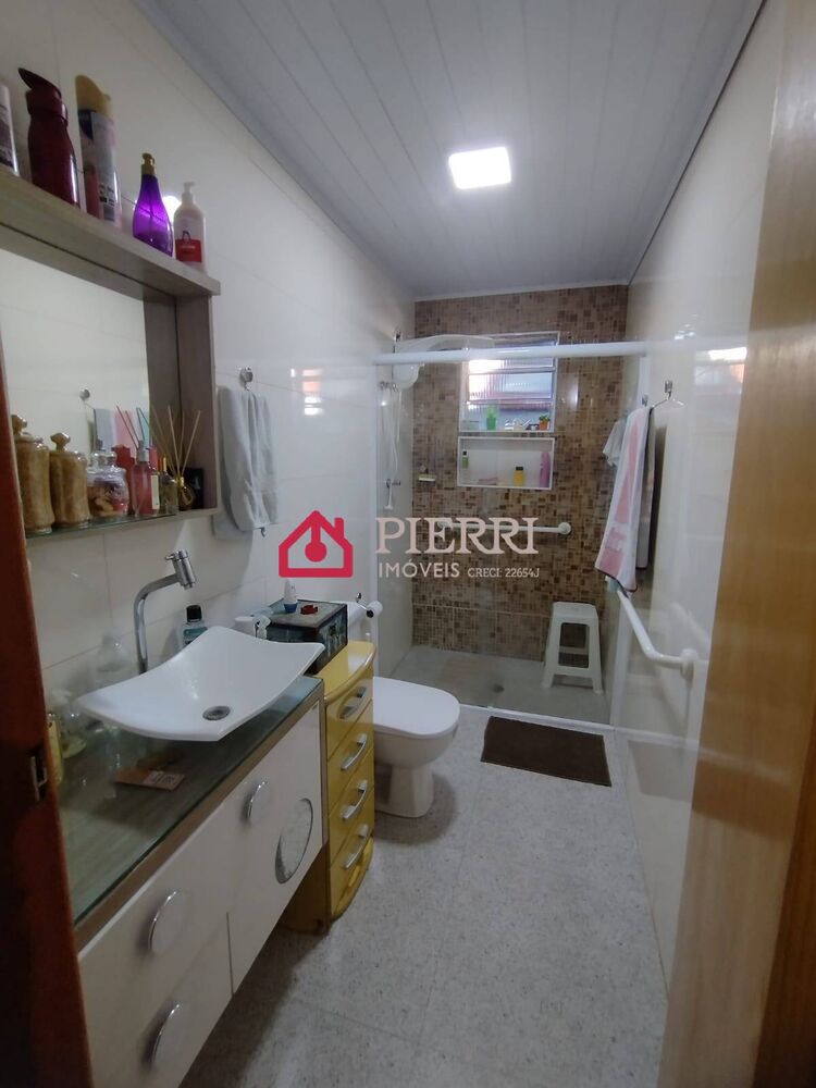 Sobrado, 5 quartos, 200 m² - Foto 1