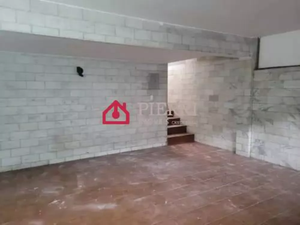 Sobrado à venda com 2 quartos, 192m² - Foto 2