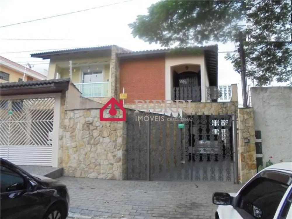 Sobrado à venda com 3 quartos, 220m² - Foto 2