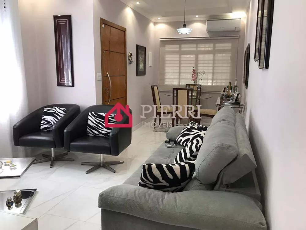 Casa à venda com 2 quartos, 110m² - Foto 1