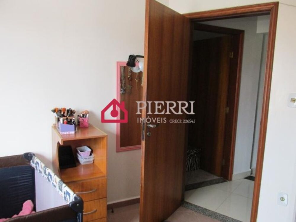 Casa, 3 quartos, 250 m² - Foto 2