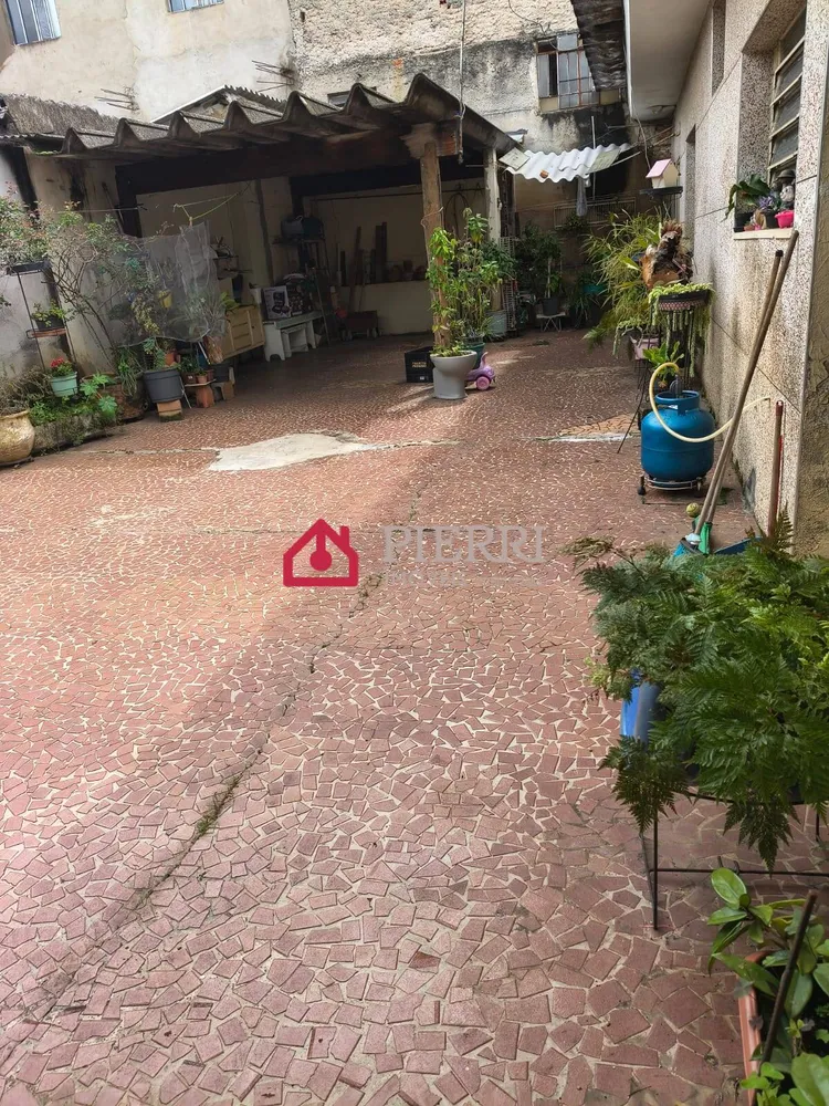 Casa, 2 quartos, 200 m² - Foto 1