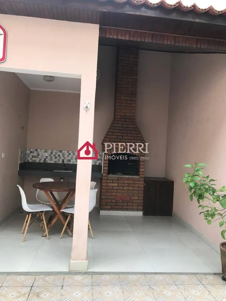 Casa, 3 quartos, 213 m² - Foto 4