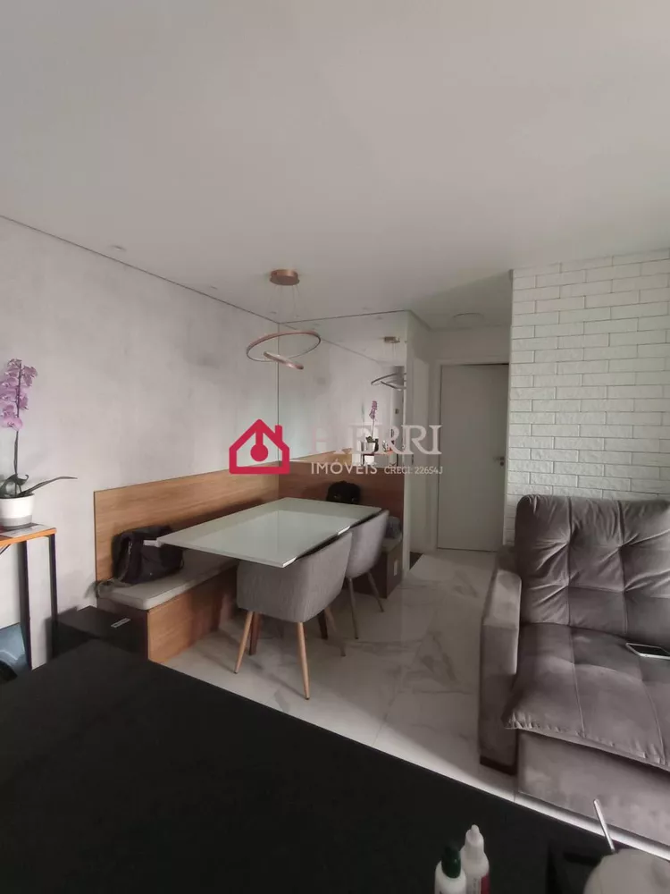 Apartamento à venda com 2 quartos, 56m² - Foto 4