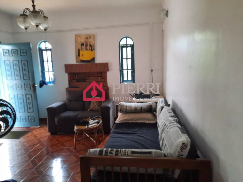 Casa à venda com 3 quartos, 250m² - Foto 4