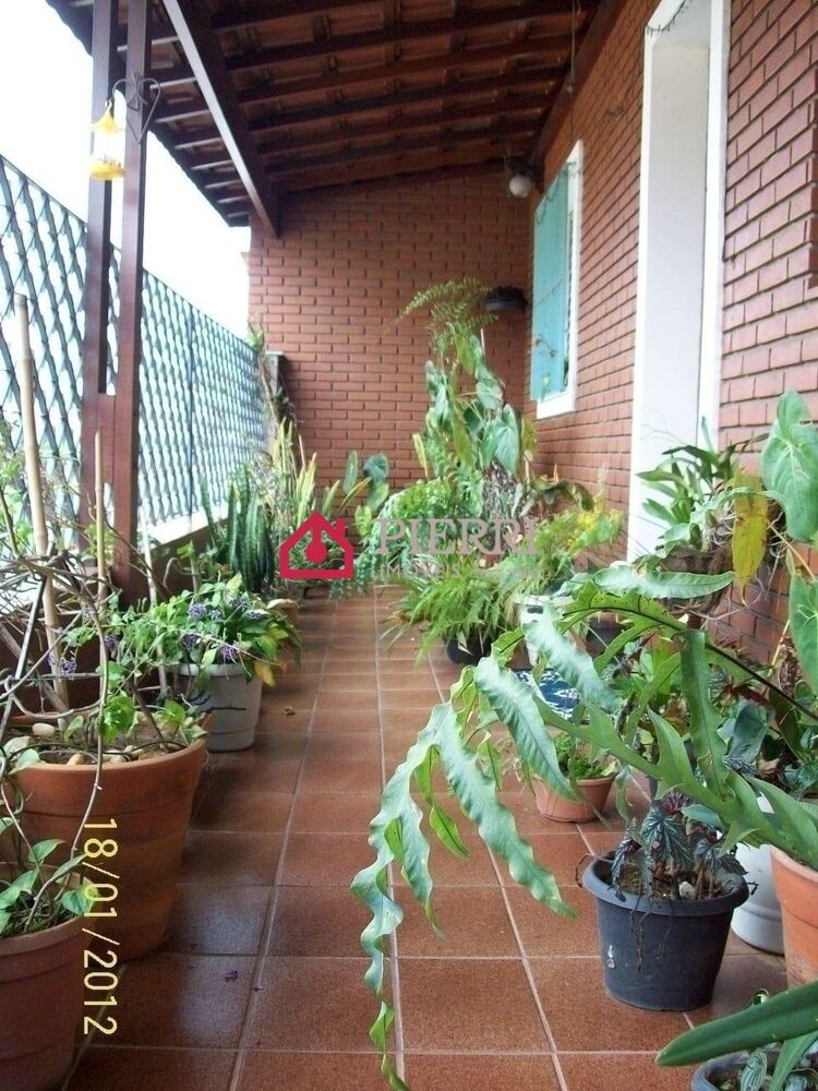 Casa, 3 quartos, 140 m² - Foto 1