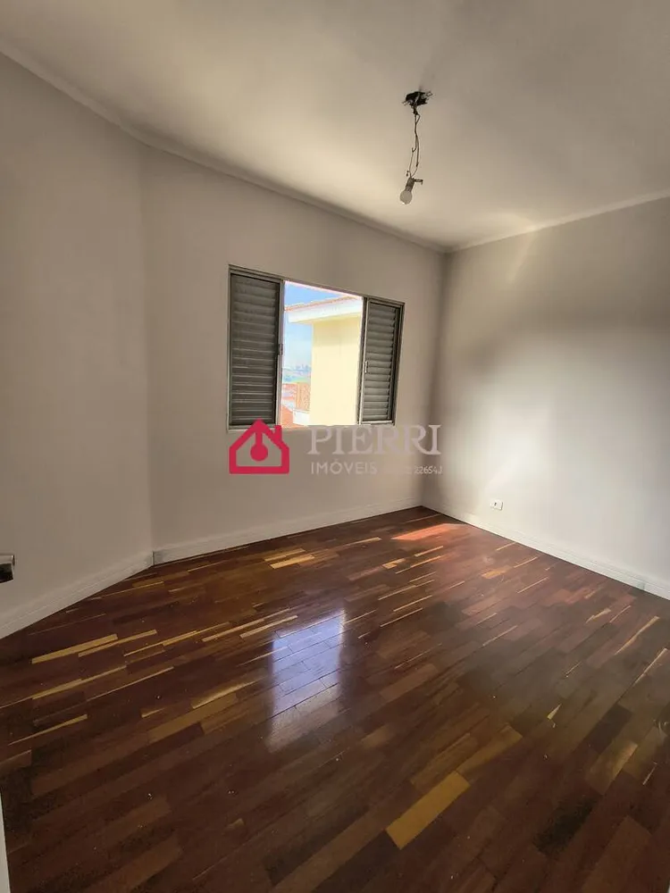 Casa, 3 quartos, 238 m² - Foto 1