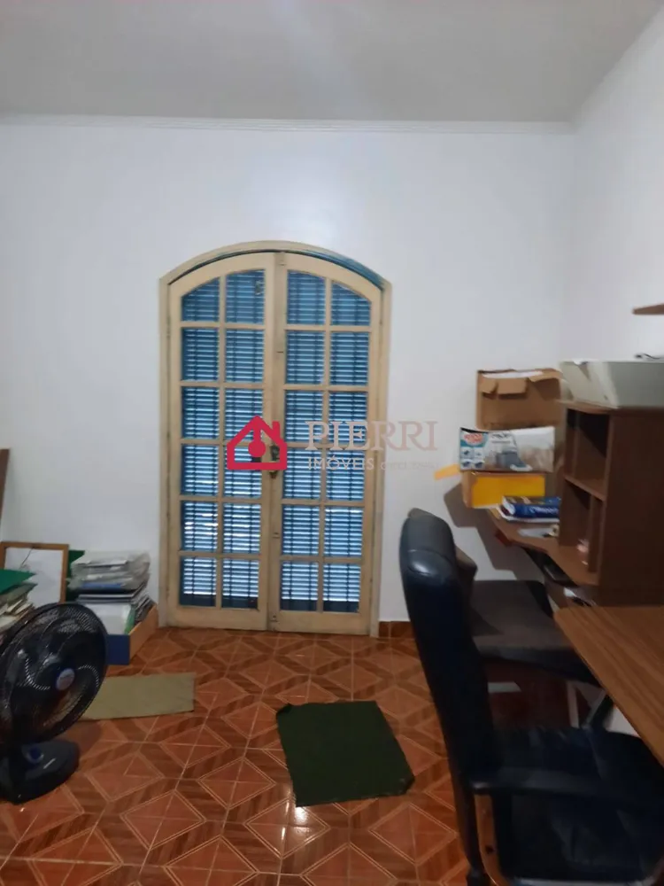 Casa, 3 quartos, 250 m² - Foto 4