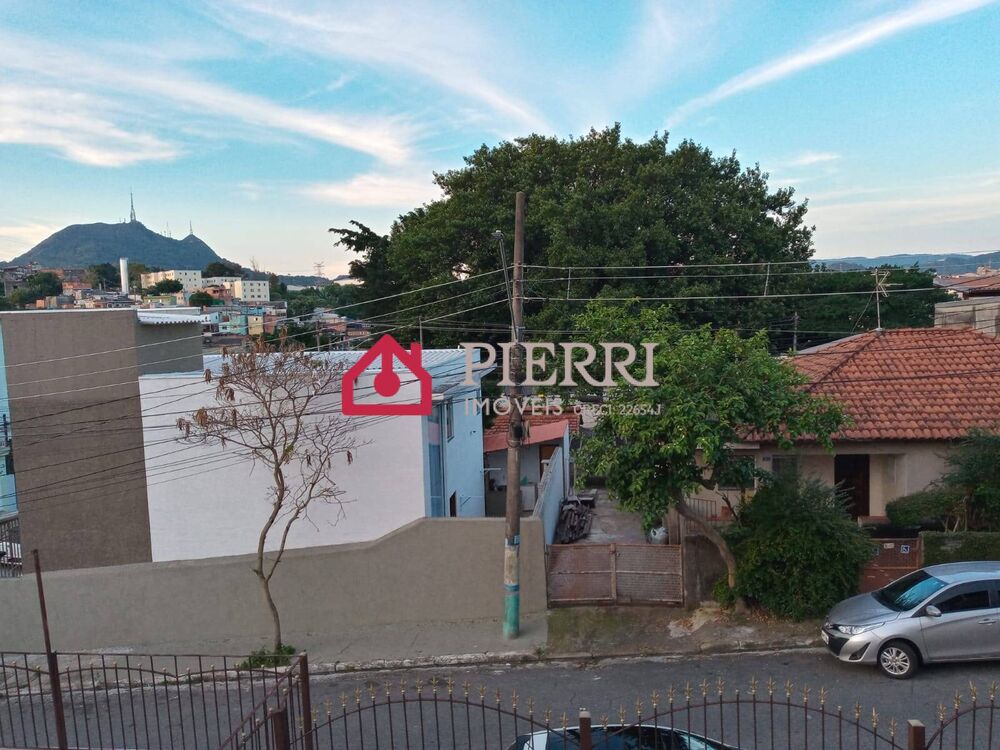 Sobrado, 3 quartos, 195 m² - Foto 1